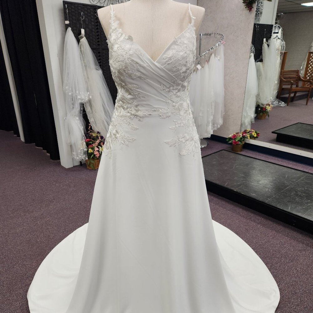 Private Label Bridal Gown Aviva Size 16 Ivory Satin /Lace Wedding Dress